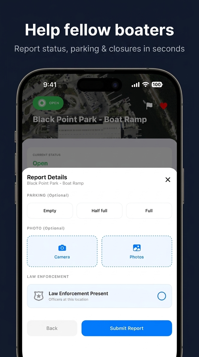 App report form with parking availability and options to add a photo